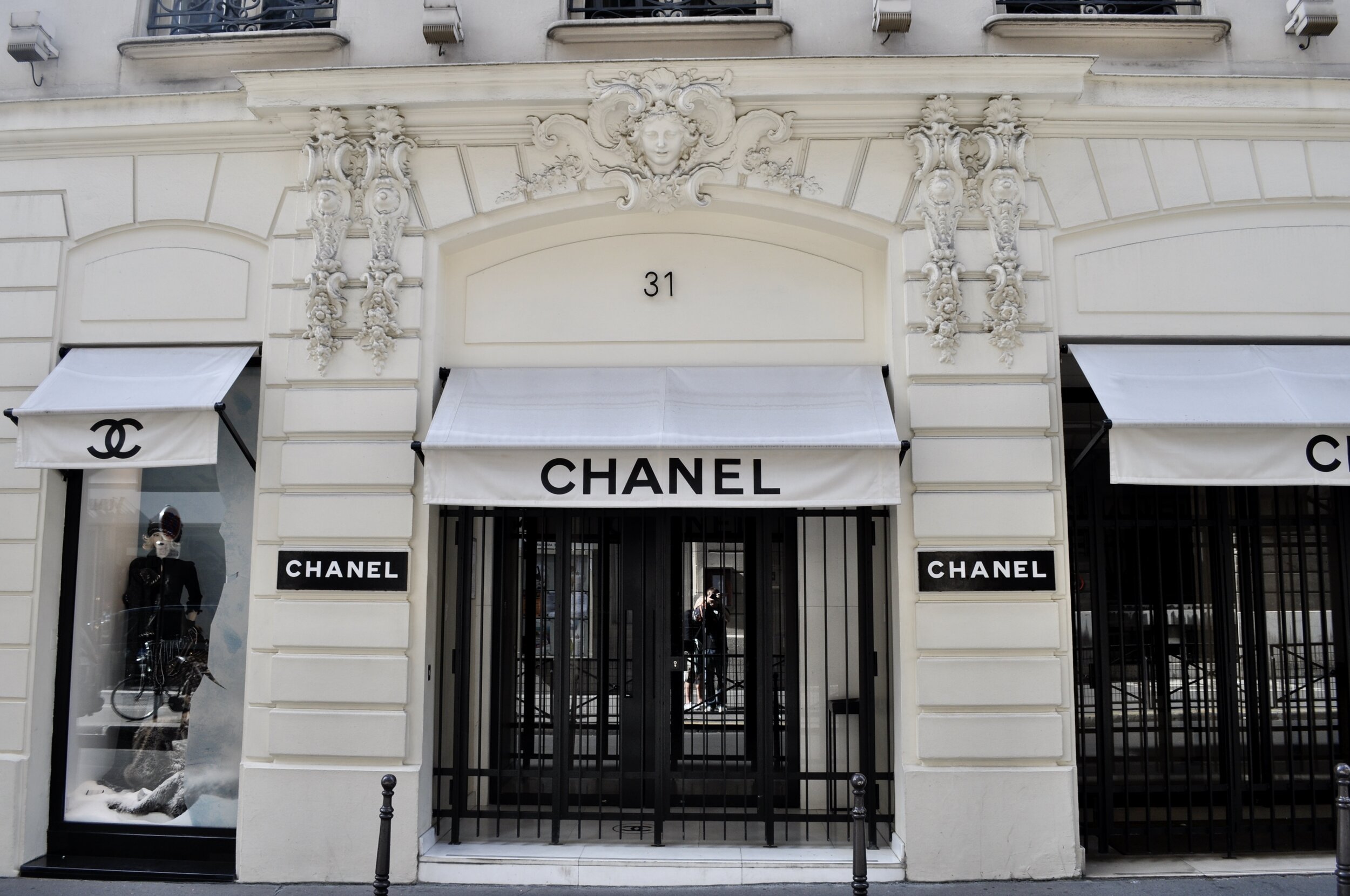 Chanel-Inspired Décor Elements — Château House